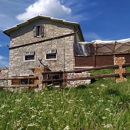 Casa In Montagna - Baita In Lessinia 보스코 키에사누오바